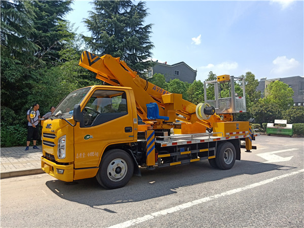 17.2米藍牌伸縮臂高空作業車